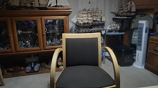 ScubaStevex online show from April 10, 5:23 am