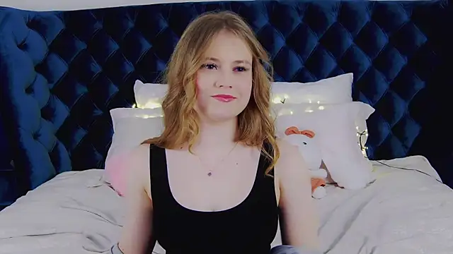 Snapshot of SelinSwarovski chatting on March 11, 11:48 pm SelinSwarovski online show from March 11, 11:48 pm