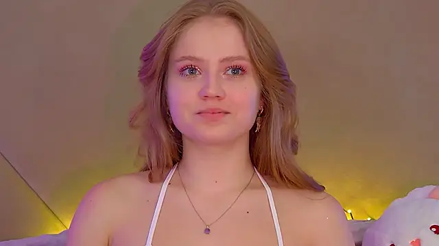 Snapshot of SelinSwarovski chatting on September 17, 5:03 pm SelinSwarovski online show from September 17, 5:03 pm