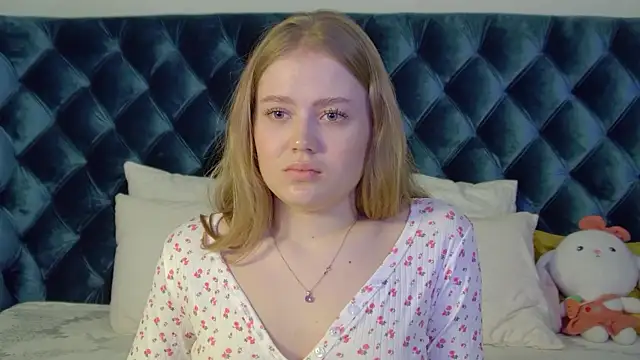 Snapshot of SelinSwarovski chatting on October 13, 4:18 pm SelinSwarovski online show from October 13, 4:18 pm