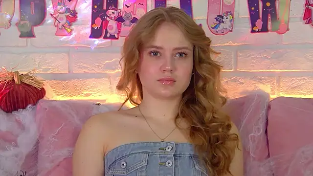 Snapshot of SelinSwarovski chatting on October 27, 4:22 pm SelinSwarovski online show from October 27, 4:22 pm