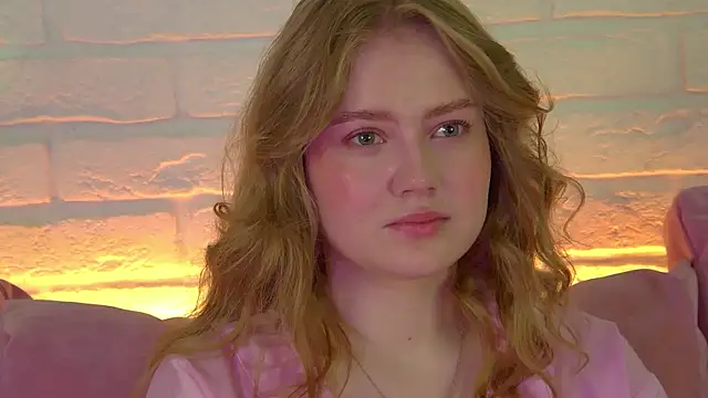 Snapshot of SelinSwarovski chatting on November 6, 6:09 pm SelinSwarovski online show from November 6, 6:09 pm