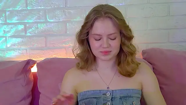 Snapshot of SelinSwarovski chatting on November 27, 6:21 pm SelinSwarovski online show from November 27, 6:21 pm