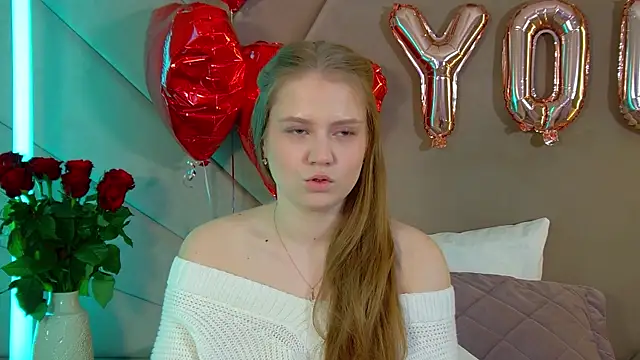 SelinSwarovski online show from February 16, 4:47 pm