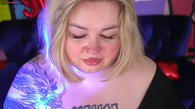 ZaraReignn online show from February 6, 8:34 pm