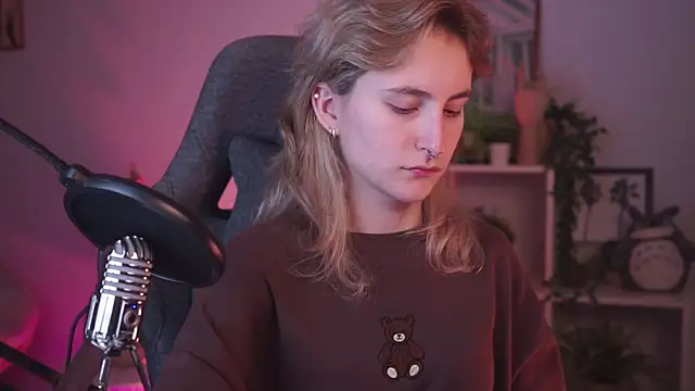 LuxRayi online show from January 13, 8:58 am