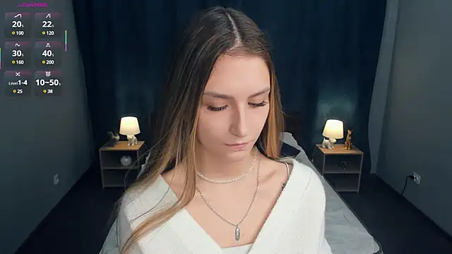 Snapshot of MayBennett chatting on January 17, 7:27 pm MayBennett online show from January 17, 7:27 pm