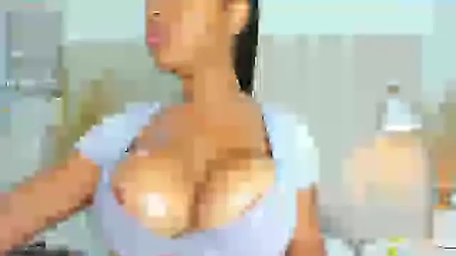 Snapshot of sexyebonyvip1 chatting on March 10, 10:55 pm sexyebonyvip1 online show from March 10, 10:55 pm