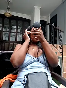 KloheCurvy online show from January 15, 12:36 pm