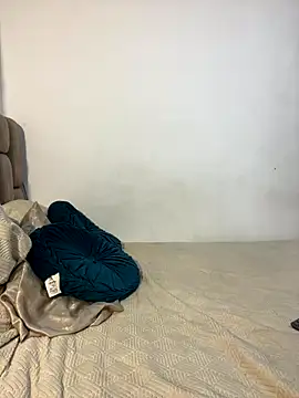 KloheCurvy online show from October 31, 2:07 pm