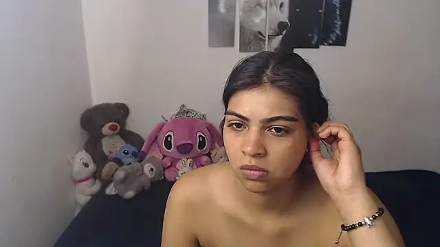 Pocahontas Princess  online show from March 19, 6:01 pm