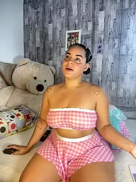 Violetrousse online show from November 4, 1:21 pm