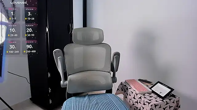 Sakito Tokio online show from April 6, 10:44 pm