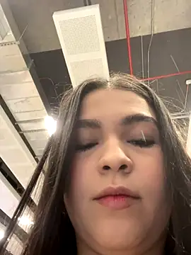 Snapshot of Blancanievess chatting on October 25, 11:21 pm Blancanievess online show from October 25, 11:21 pm