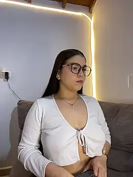 Blancanievess online show from March 27, 2:50 am