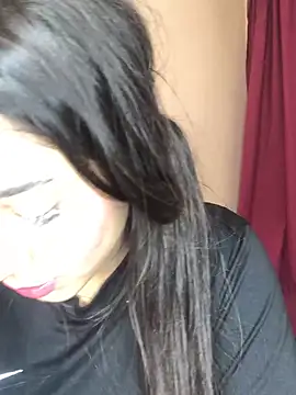 Snapshot of Meryem_Queen chatting on January 9, 9:58 pm Meryem Queen online show from January 9, 9:58 pm