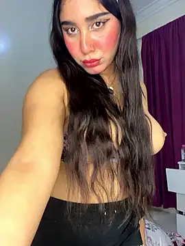 Snapshot of Meryem_Queen chatting on March 4, 11:54 pm Meryem Queen online show from March 4, 11:54 pm