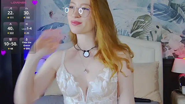  AngelMoon  online show from March 13, 7:42 am