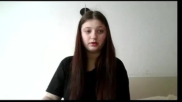 Snapshot of kila_lo chatting on February 13, 1:37 pm kila lo online show from February 13, 1:37 pm