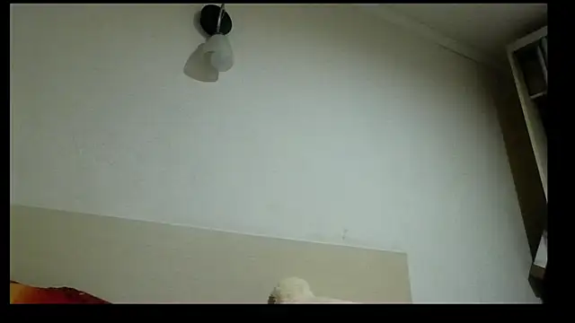 Snapshot of kila_lo chatting on February 26, 5:28 pm kila lo online show from February 26, 5:28 pm