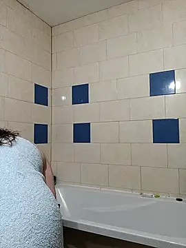 Snapshot of kila_lo chatting on March 10, 9:43 am kila lo online show from March 10, 9:43 am