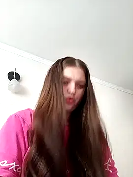 Snapshot of kila_lo chatting on December 15, 12:20 pm kila lo online show from December 15, 12:20 pm