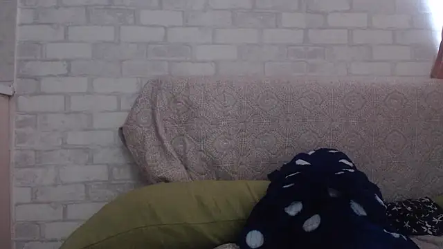 Snapshot of kila_lo chatting on January 13, 1:16 pm kila lo online show from January 13, 1:16 pm