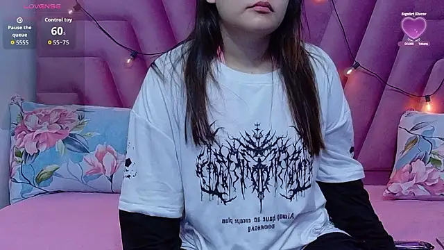 hornybarelylegalgirl online show from February 26, 12:15 pm