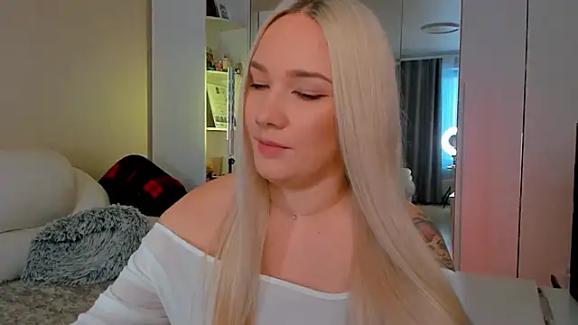 1AlexaGoddess3 online show from September 26, 5:33 am