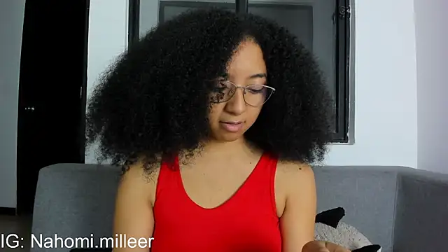 NAHOMI MILLER online show from December 21, 11:12 pm