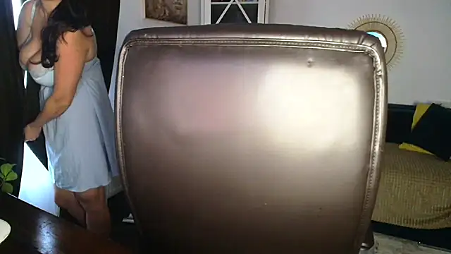 AmashaSiri online show from November 7, 12:05 pm