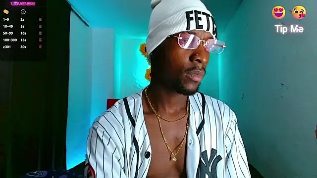 Aroonpapisex online show from March 7, 9:23 pm