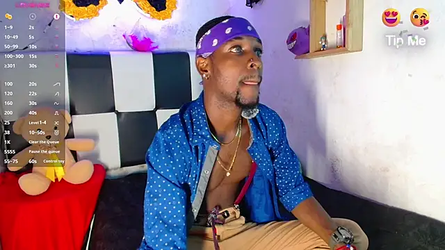 Aroonpapisex online show from April 20, 1:14 pm