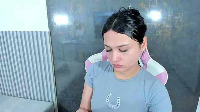 Snapshot of lana_boomer chatting on October 10, 8:19 pm lana boomer online show from October 10, 8:19 pm