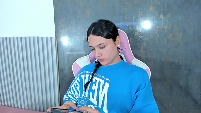 Snapshot of lana_boomer chatting on October 19, 7:58 pm lana boomer online show from October 19, 7:58 pm