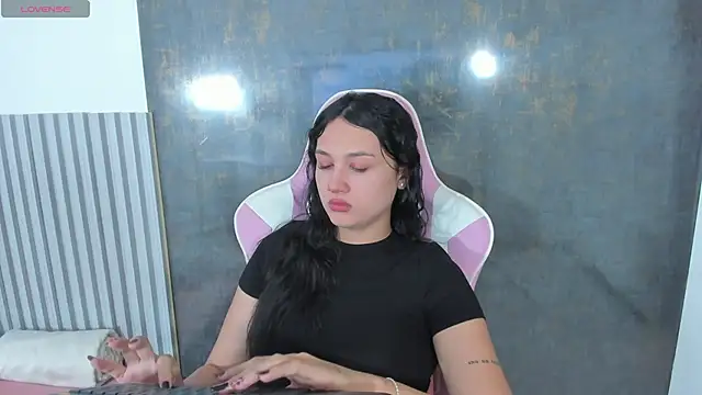 Snapshot of lana_boomer chatting on October 30, 7:36 pm lana boomer online show from October 30, 7:36 pm