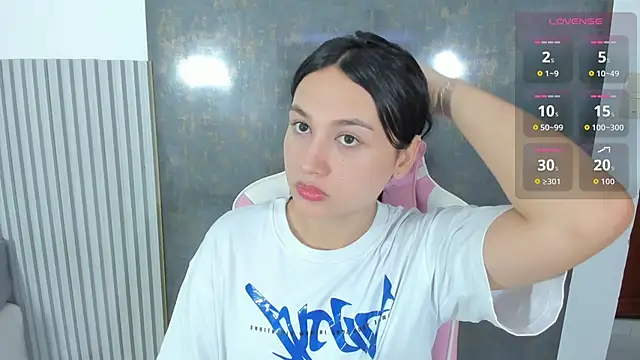 lana boomer online show from February 22, 7:56 pm