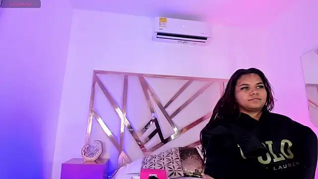 Carolina Evanss online show from March 16, 3:25 am