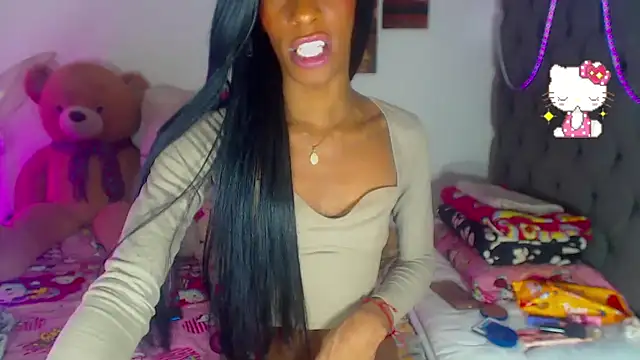 lucianadolll online show from January 16, 8:02 pm