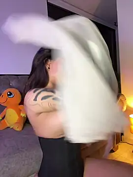 alessia iris19 online show from February 6, 3:27 am