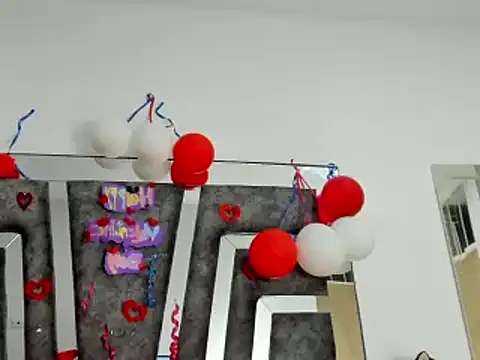 Snapshot of Salome_Moonn chatting on February 14, 1:02 am Salome Moonn online show from February 14, 1:02 am