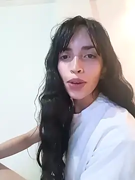 Snapshot of dholcee chatting on January 3, 9:15 pm dholcee online show from January 3, 9:15 pm