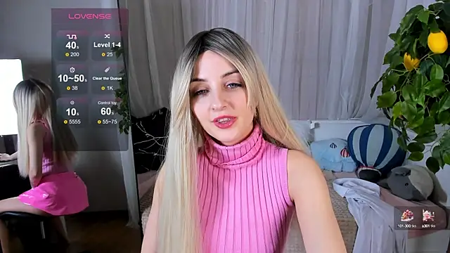 Snapshot of Katty_Lights chatting on January 12, 12:33 pm Katty Lights online show from January 12, 12:33 pm