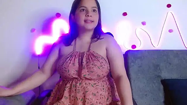 sophia cute1 1 online show from September 18, 10:50 am