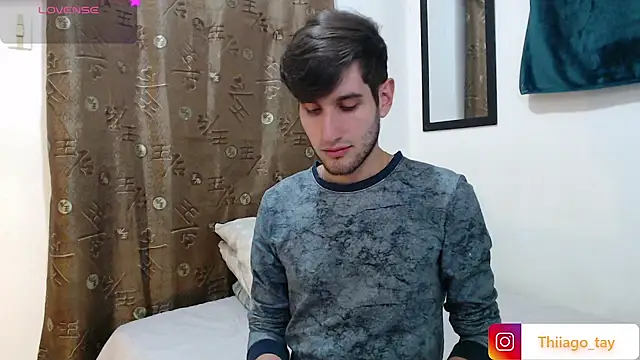 Snapshot of Thhiago_tay chatting on November 12, 5:19 am Thhiago tay online show from November 12, 5:19 am