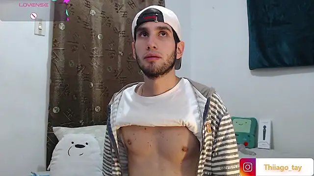 Snapshot of Thhiago_tay chatting on November 27, 9:55 am Thhiago tay online show from November 27, 9:55 am