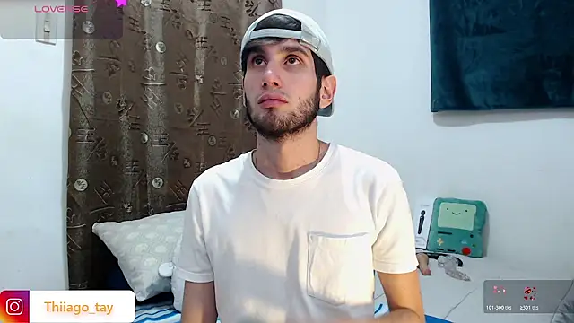 Snapshot of Thhiago_tay chatting on December 3, 4:53 am Thhiago tay online show from December 3, 4:53 am