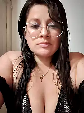 Snapshot of Neve_Collins chatting on January 12, 5:34 am Neve Collins online show from January 12, 5:34 am