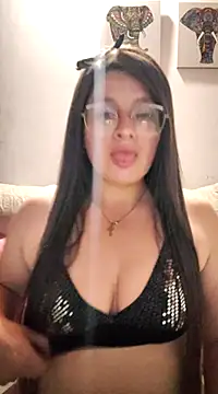 Snapshot of Neve_Collins chatting on February 8, 5:29 am Neve Collins online show from February 8, 5:29 am