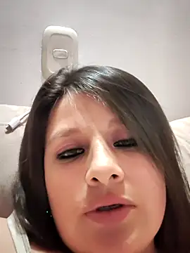 Snapshot of Neve_Collins chatting on October 10, 1:37 am Neve Collins online show from October 10, 1:37 am